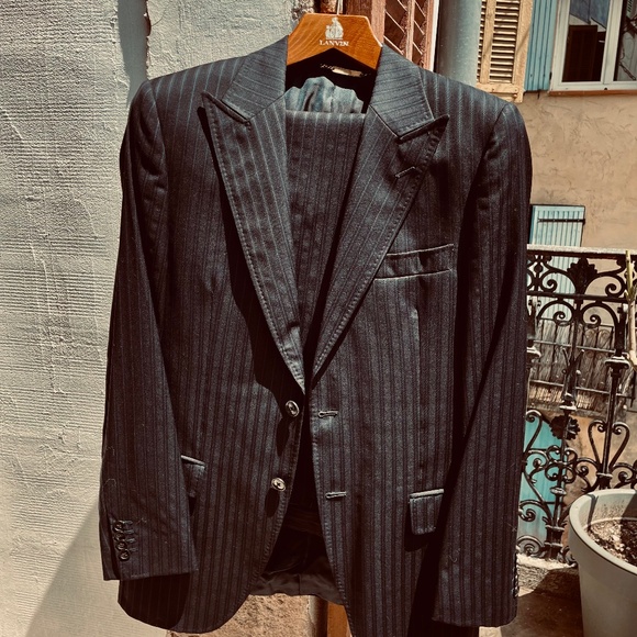 Dolce & Gabbana Men’s Pinstriped Suit - Picture 1 of 12